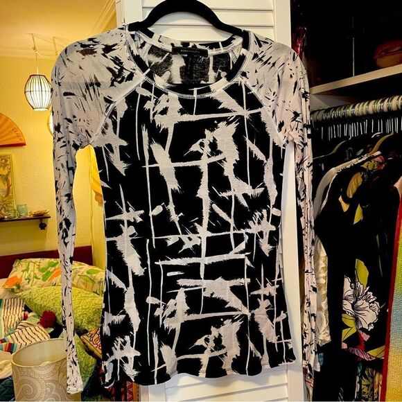 BCBGMAXAZRIA Long Sleeve Top - Picture 1 of 2